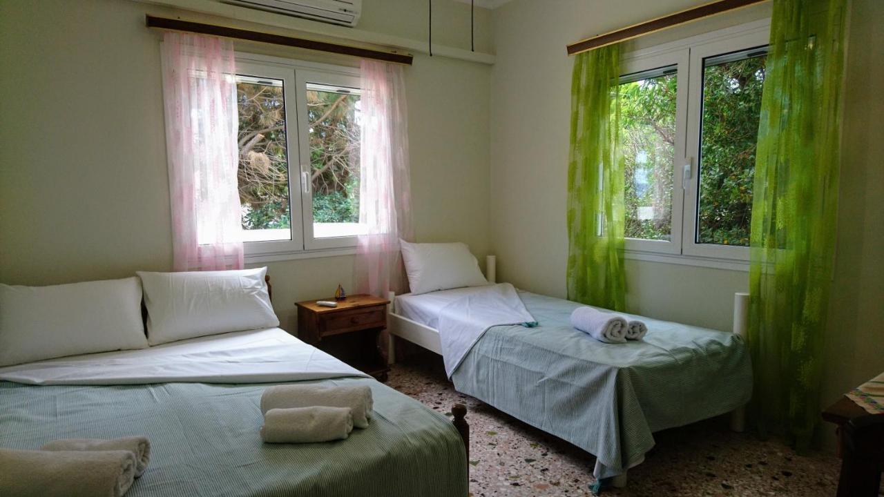Summerhouse Peggy: Close To Athens Airport By The Sea Луца Экстерьер фото